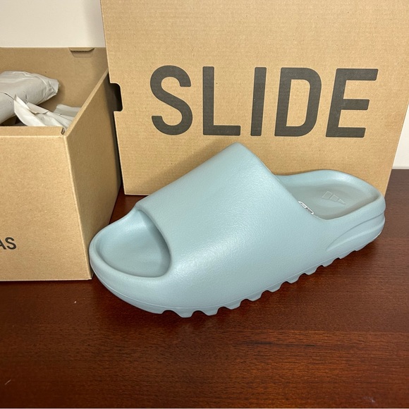 Yeezy Shoes - Adidas Yeezy Slide Salt (Size 6)